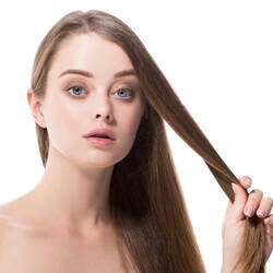 必要なのはアイロンひとつだけ ぱっつん前髪 の簡単 正しい巻き方 Hair