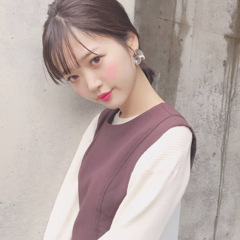 ポニーテールの結び方 今さら聞けない基礎から応用まで解説 Hair