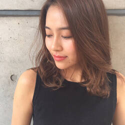 色っぽさは前髪なしで作られる ノーバングで引き出す大人の色気 Hair