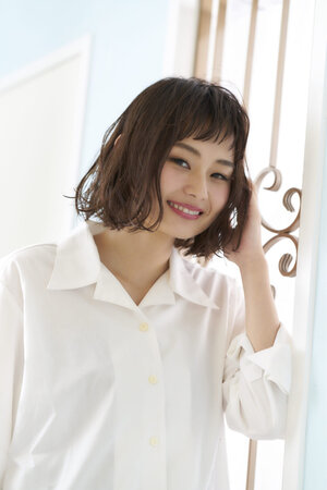 寝癖がつかない寝方を伝授 ボブ ロングごとに対策や直し方は違う Hair