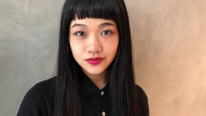 短い前髪でも子供っぽく見せない 大人の色っぽバング Hair