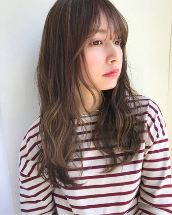 可愛いミディアムヘアをぎゅっと詰め込んだ垢抜けヘア アレンジ Hair