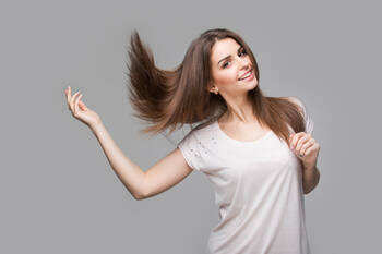 もしかしたら使い方違う ヘアオイルの正しいつけかたをチェック Hair もしかしたら使い方違う ヘアオイルの正しいつけかたをチェック Hair