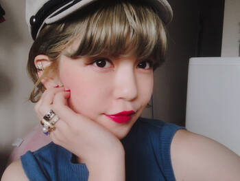 帽子にヘアアレンジをプラス おしゃれ好きさんに教えたいアレンジテク Hair