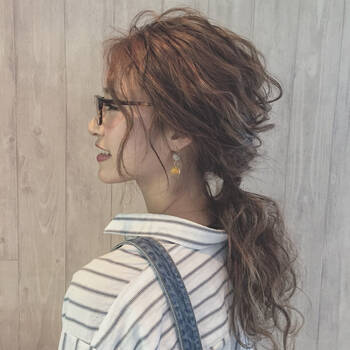 ゆるふわポニーテールはパパッと簡単に やり方12選 Hair