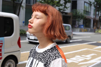 オレンジ系のヘアカラーで今っぽアクティブな印象に お手軽イメチェンしよ Hair