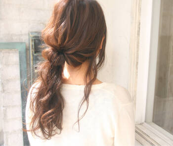ポニーテールアレンジのやり方をおさらい やっぱり可愛い Hair