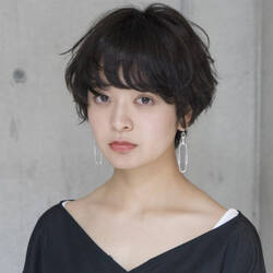 黒髪ショートの芸能人を参考に 垢抜けヘアになろう Hair