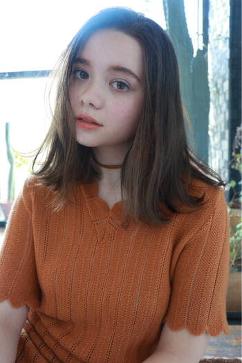 ワンレンセミロングで大人のこなれヘアを手に入れよう Hair