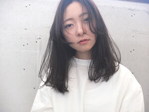 黒髪 前髪なしが流行り 流行のヘアスタイルを押さえよう Hair