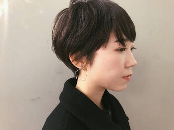くせ毛っぽいのが大人可愛い ゆるふわショートボブのおすすめ Hair
