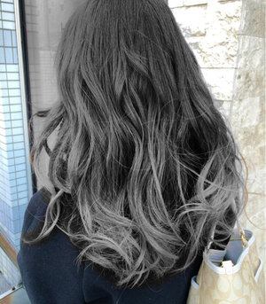 ブリーチなしでグレージュカラー その透明感に思わずベタ惚れ Hair