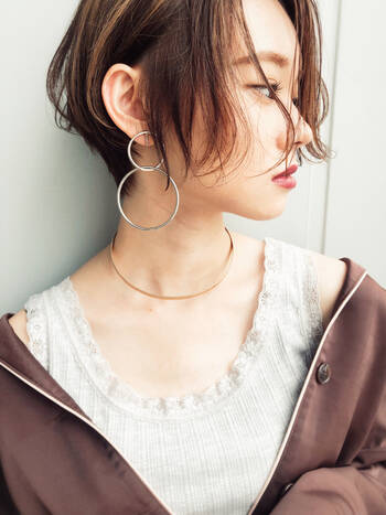 丸顔にはショートボブ 旬を取り入れた似合わせスタイル Hair 丸顔にはショートボブ 旬を取り入れた似合わせスタイル Hair