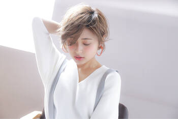 お仕事向けヘアアレンジ ヘアスタイルで忙しい朝でも素敵な髪型に Hair