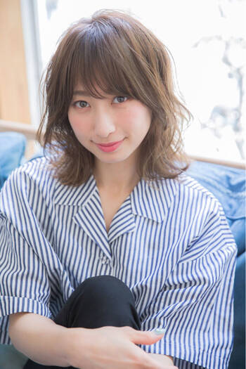 お仕事向けヘアアレンジ ヘアスタイルで忙しい朝でも素敵な髪型に Hair
