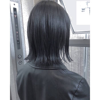 黒髪切りっぱなしボブで視線をクギづけ Hair