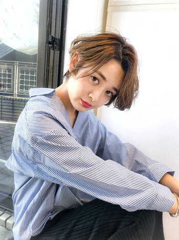 丸顔さんの髪型はショートでキマり 丸顔を生かしたショートヘア Hair