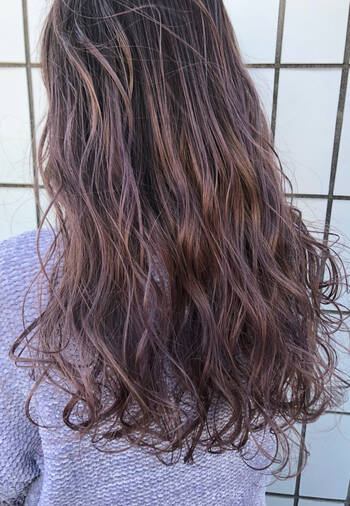 今年の夏はグラデーションカラーに旬ピンクをonしてみない Hair