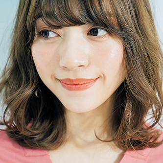 Voce7月号 Topics4 Buzzなヘアで女子力をアゲる ピュアウォーミーカラー Hair