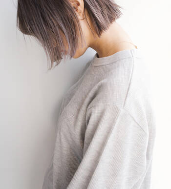 大人っぽショートはグレーアッシュで決まり たちまち透明感ヘアに Hair