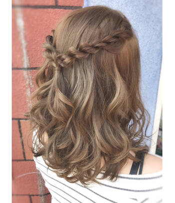 ハーフアップに ゆるふわ感 をプラス かわいさアップアレンジ特集 Hair ハーフアップに ゆるふわ感 をプラス かわいさアップアレンジ特集 Hair