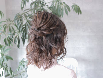 ボブヘアにおすすめのまとめ髪はコレ アナタはどのスタイルを選ぶ Hair