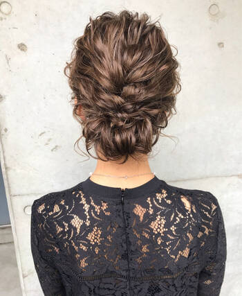 ミディアムヘアが10倍かわいく大変身 垢抜けヘアアレンジ15選 Hair