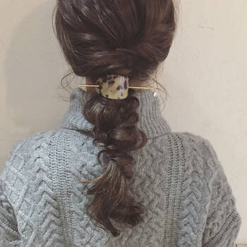 どんなシーンでも ヘアゴムやリボンなどの髪飾りでかわいく大変身 Hair