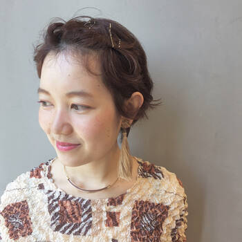 ショートでもできる簡単ヘアアレンジ 毎日楽しめるテクニックを紹介 Hair ショートでもできる簡単ヘアアレンジ 毎日楽しめるテクニックを紹介 Hair