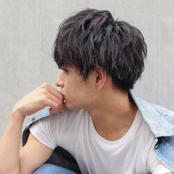 簡単セルフカットで女性らしいヘアスタイルが作れる 失敗しないコツは Hair