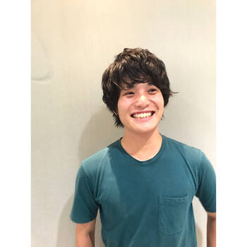 菅田将暉アレンジの髪型でおしゃれに変身 スタイリング方法やポイント Hair