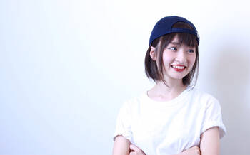 キャップや帽子で似合わせアレンジ もっとかわいく攻めちゃおう Hair