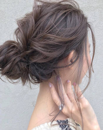 ロング専用ヘアアレンジ 結婚式から仕事まで使えるアップヘア Hair