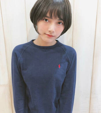 前髪あり なし向け いつもと印象違う 流し前髪のつくり方 Hair 前髪あり なし向け いつもと印象違う 流し前髪のつくり方 Hair