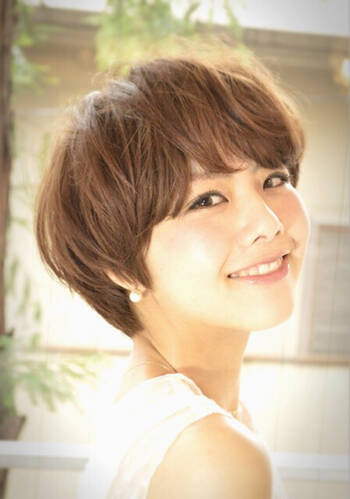 前髪あり なし向け いつもと印象違う 流し前髪のつくり方 Hair 前髪あり なし向け いつもと印象違う 流し前髪のつくり方 Hair