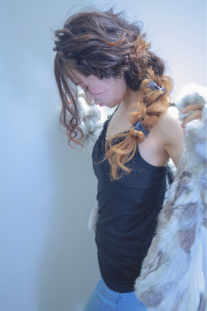 自分で鏡を見ながら簡単にできる サイド編み込みアレンジ Hair