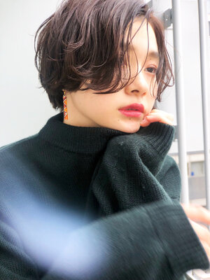 前髪なしで大人の色気を演出 前髪なしで魅せる長さ別ヘアスタイル Hair