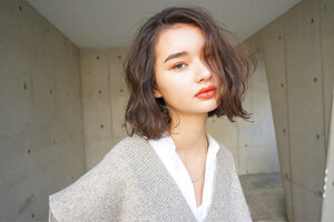 前髪なしで大人の色気を演出 前髪なしで魅せる長さ別ヘアスタイル Hair