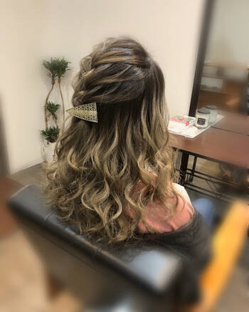 ゆるっとしたこなれヘアがトレンド ゆるふわアレンジ集 Hair