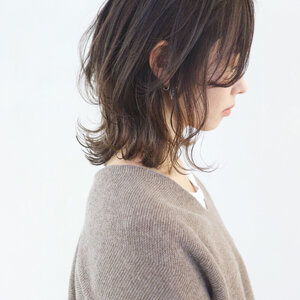 ミディアムの方必見 大人気のレイヤーカット21年最新版 Hair