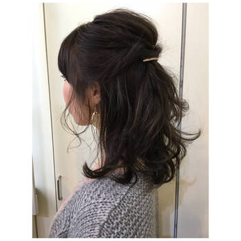 簡単可愛いまとめ髪 アレンジポイントとアレンジテクをご紹介 Hair