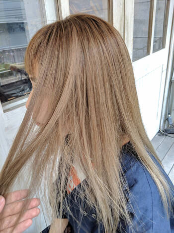 旬のベージュカラー 優しくほんのり な雰囲気が手に入る Hair