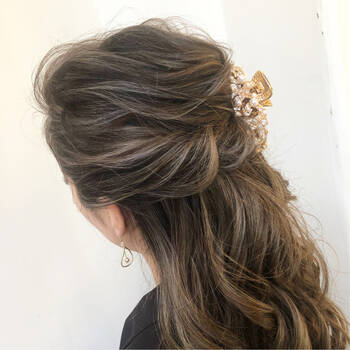 花嫁ヘアはハーフアップでかわいく レングス別きれいめスタイル Hair