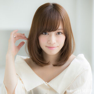 ミディアムボブで女度アップを狙え 女っぽさ溢れるモテ髪に Hair