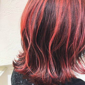 グラデーションカラー でおしゃれ見せ やり方とヘアスタイル Hair