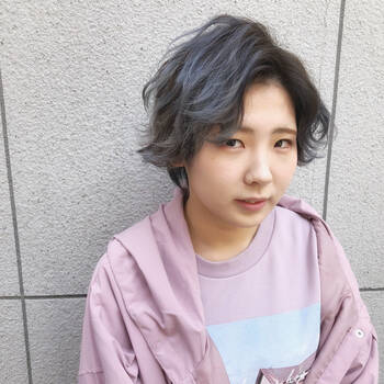 グレーアッシュ で透明感とこなれ感get モテ髪になれる理由とは Hair