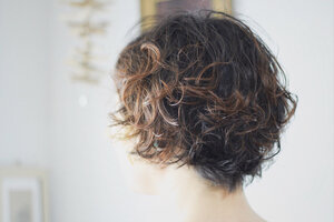 マッシュ パーマの上級ヘアスタイル おしゃかわボブ度 のテク Hair