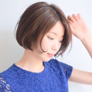 前下がりボブ 前髪なしで美人ヘアに 媚びない大人の人気ヘアスタイル Hair