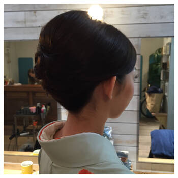 敬な 要件 純度 喪服 着物 髪型 ボブ スクリーチ スティック ライター