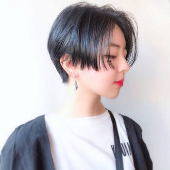 魅力的な大人の女性に近づく 人気のショートヘアスタイル Hair